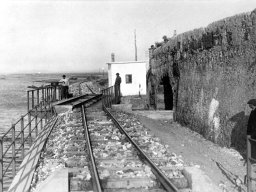 treno sul ponte girevole 1926
